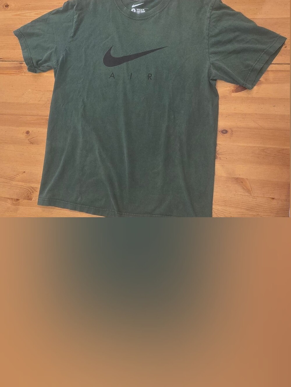 Nike Men’s Green Crew Neck Short Sleeve Cotton T-Shirt with Black Swoosh, Large